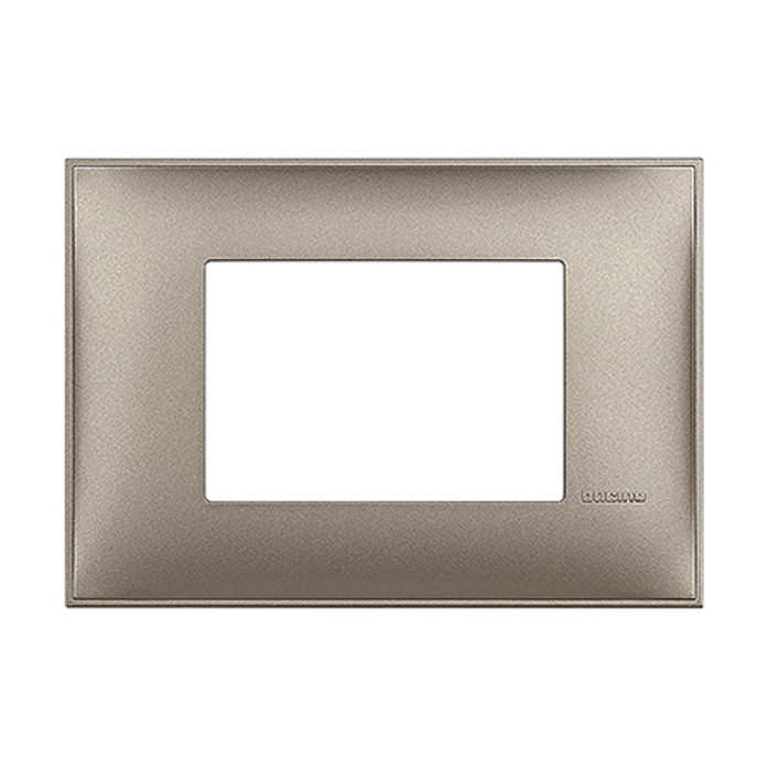 Slika Bticino Classia okvir 3M za doznu 503E/BP503N titanijum metal RAL 7048 R4803TM